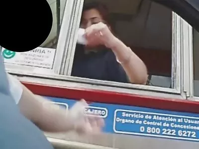 Schatje krijgt een zachte poesje xxxfilmpjes lik