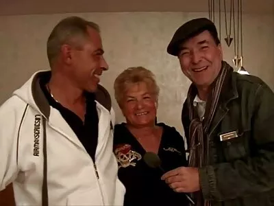 GF in kousen beffen films rijdt snel
