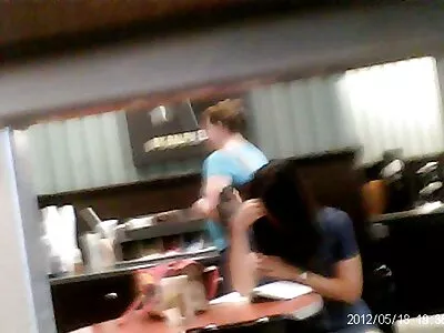 Mooie vrouw met mooie tieten neemt een neuk hete rit aan beide kanten,!verdomd goed! beffen films