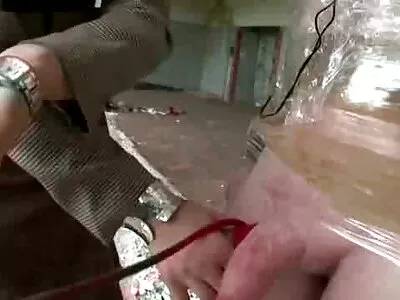 Jonge sex filmpjes lesbisch blonde leert lul zuigen