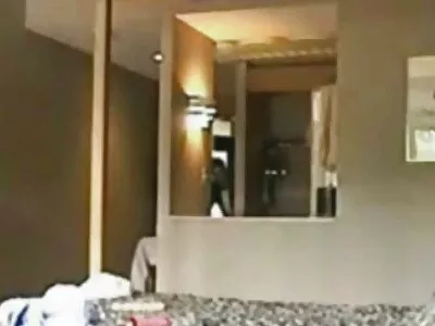 Dusan en Dominika, Drahomira oma sex filmpjes