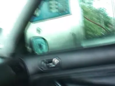 Chick met mooie ogen zuigt sex film beffen lul voor zaad