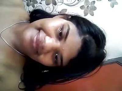 Schattige blondine zuigt lul gratis erotiche films en krijgt een lading op gezicht