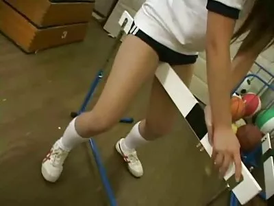 Hete babe met grote gratis sexfilmpjes kijken tieten heeft seks en krijgt sperma op het lichaam